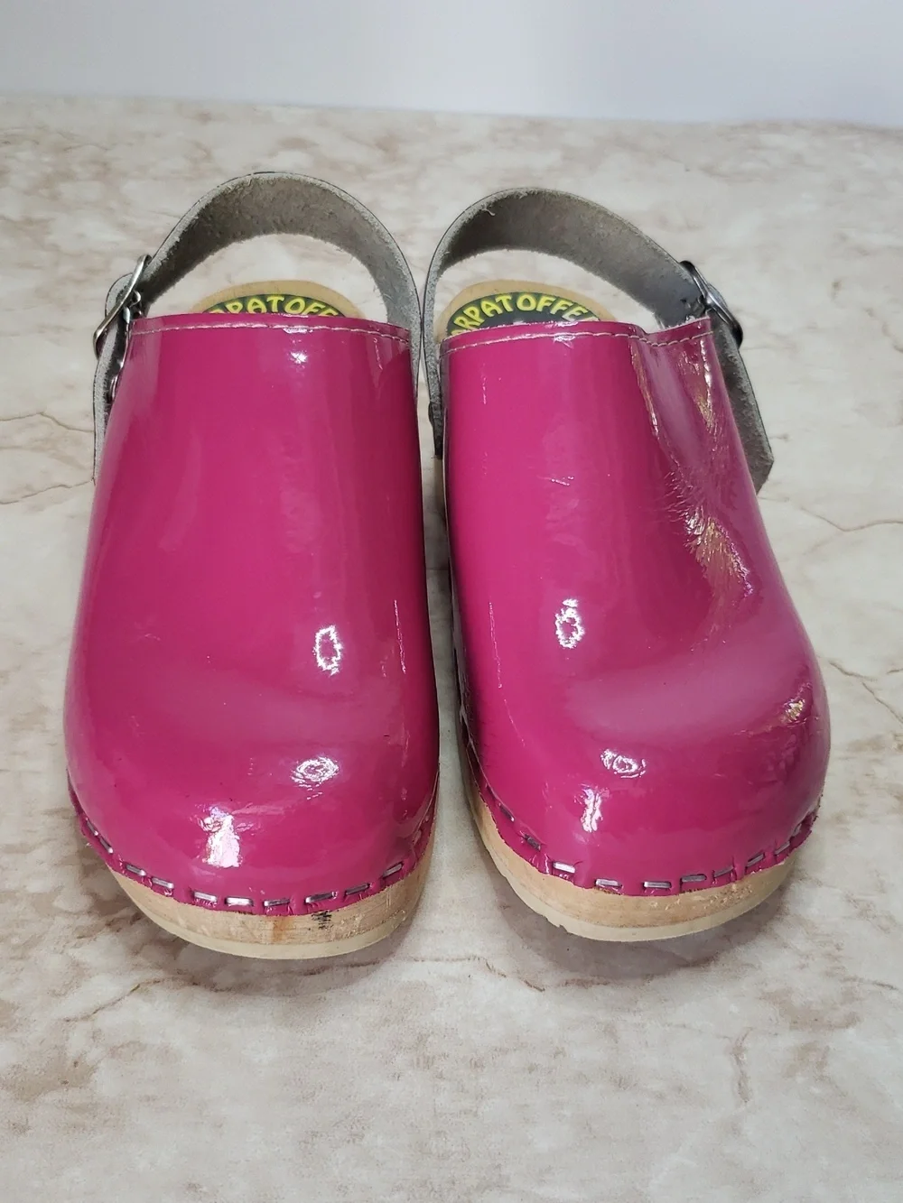 Torpatoffeln Hot Pink Patent Leather Wooden   Girls Clogs Size 28